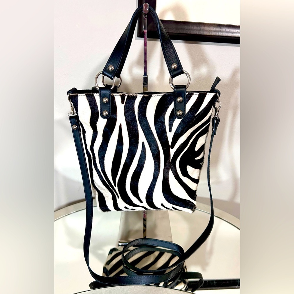 EUC MAURIZIO TAIUTI Leather/Calf Hair Bag.